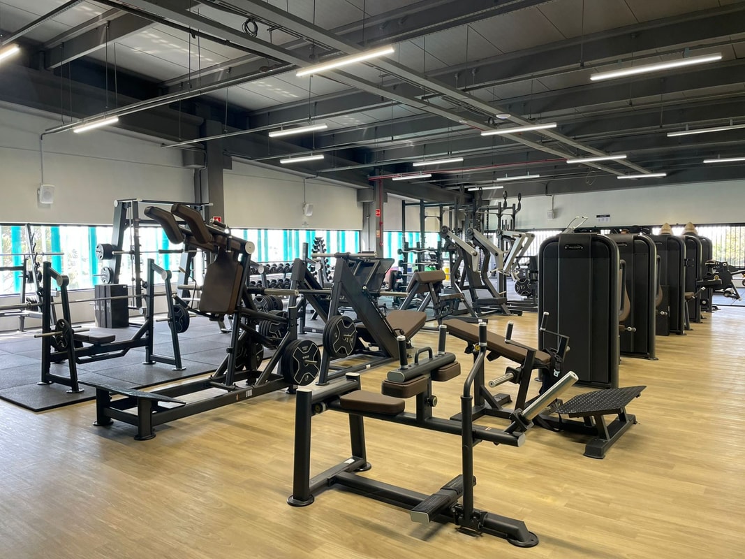 Academia premium 747m² Surf Center São Paulo - musculação e condicionamento físico