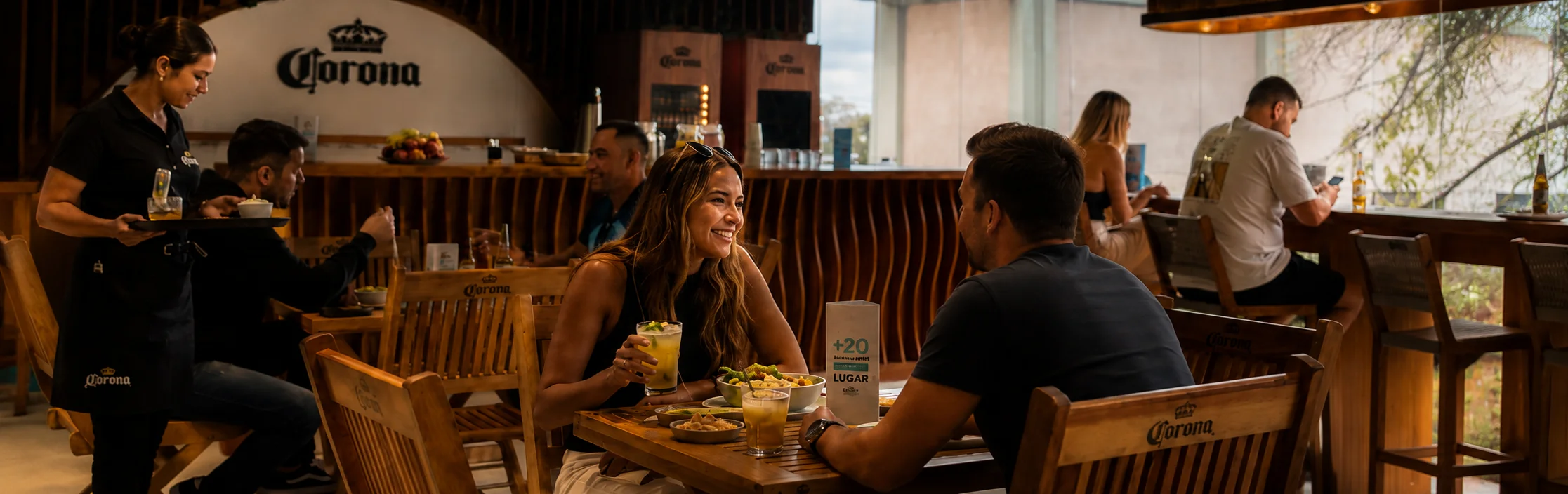 Área de gastronomia do Surf Center