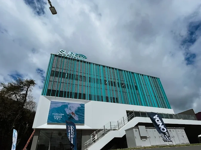 Surf Center Curitiba: fachada